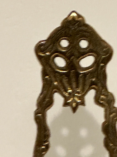 Ornate gold metal plate - gold,